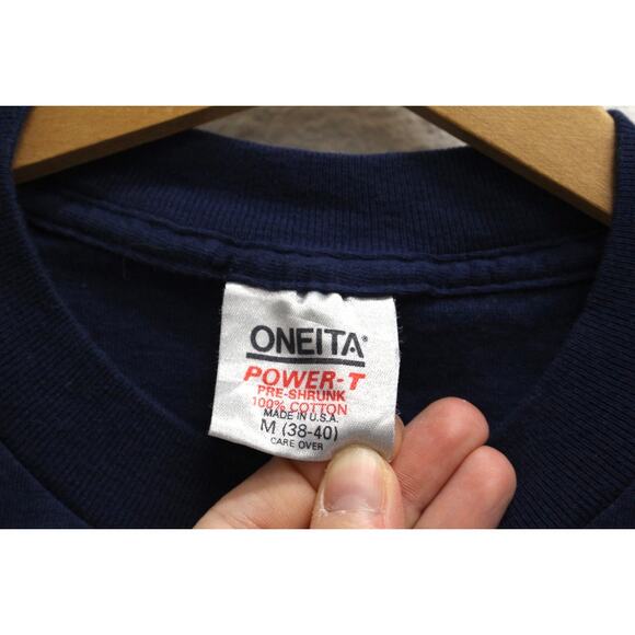 Vintage Disney Yacht Club Resort Florida T Shirt Medium - Picture 3 of 8